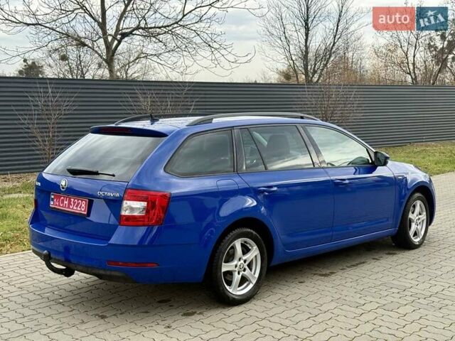 Синий Шкода Октавия, объемом двигателя 2 л и пробегом 226 тыс. км за 13999 $, фото 3 на Automoto.ua