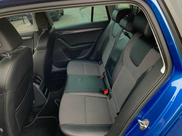 Синий Шкода Октавия, объемом двигателя 2 л и пробегом 254 тыс. км за 16155 $, фото 12 на Automoto.ua