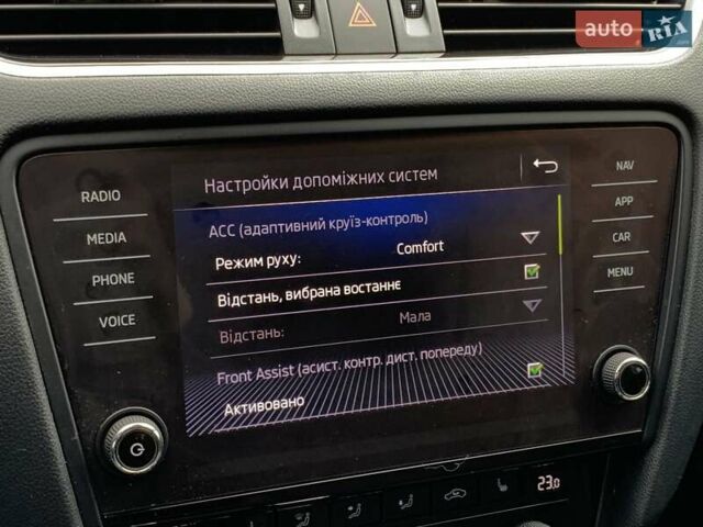 Синій Шкода Октавія, об'ємом двигуна 2 л та пробігом 254 тис. км за 16155 $, фото 54 на Automoto.ua