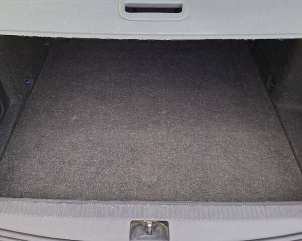 Синий Шкода Октавия, объемом двигателя 2 л и пробегом 193 тыс. км за 14200 $, фото 18 на Automoto.ua