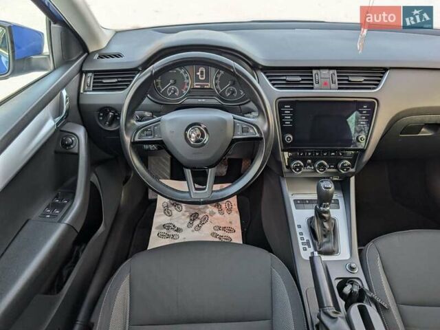 Синий Шкода Октавия, объемом двигателя 2 л и пробегом 270 тыс. км за 14650 $, фото 37 на Automoto.ua