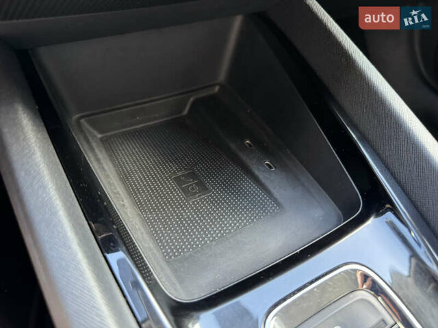 Синий Шкода Октавия, объемом двигателя 2 л и пробегом 228 тыс. км за 19350 $, фото 82 на Automoto.ua