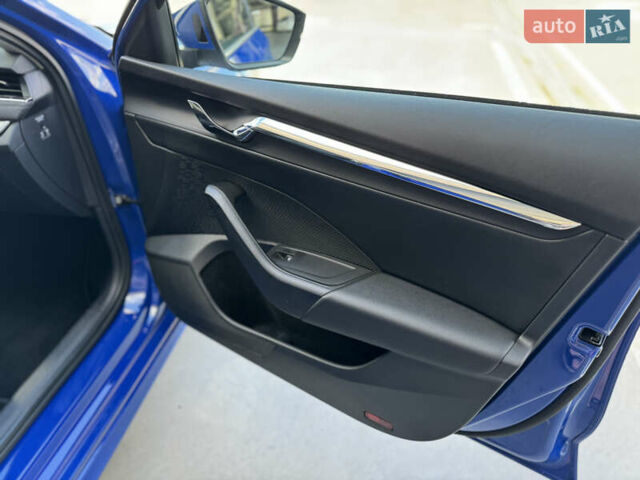 Синий Шкода Октавия, объемом двигателя 2 л и пробегом 228 тыс. км за 19350 $, фото 42 на Automoto.ua