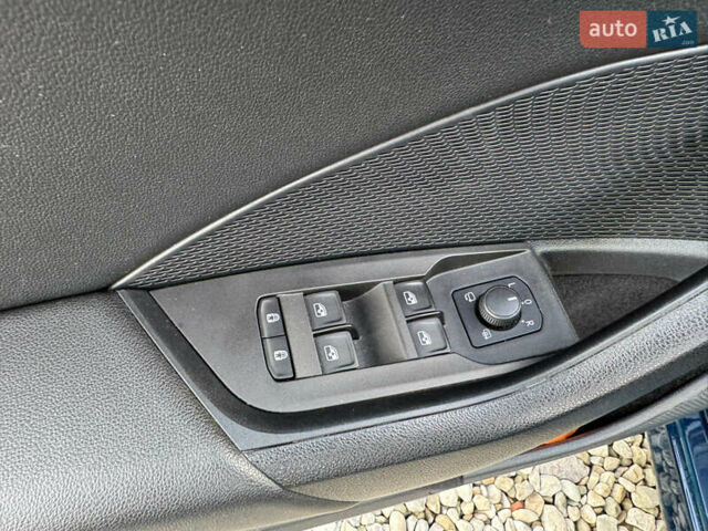 Синій Шкода Октавія, об'ємом двигуна 1.97 л та пробігом 163 тис. км за 19999 $, фото 16 на Automoto.ua