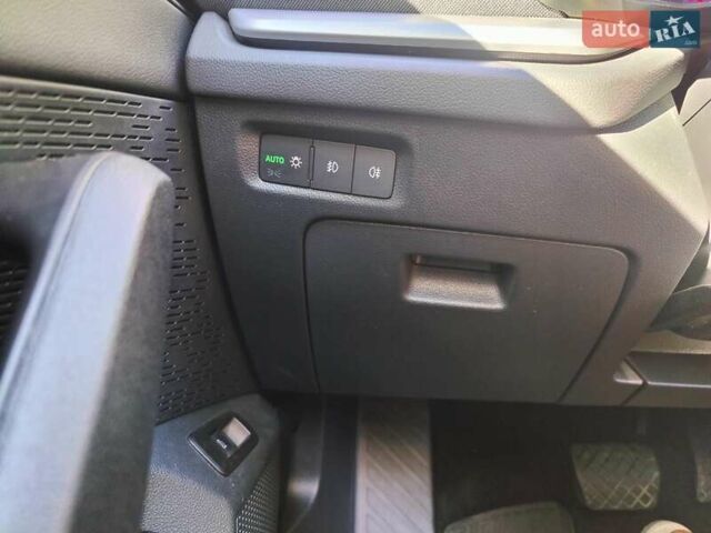 Синий Шкода Октавия, объемом двигателя 1.97 л и пробегом 160 тыс. км за 22800 $, фото 65 на Automoto.ua
