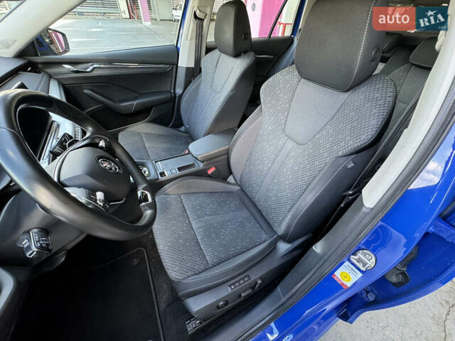 Синий Шкода Октавия, объемом двигателя 2 л и пробегом 228 тыс. км за 19350 $, фото 29 на Automoto.ua