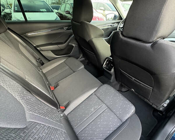 Синій Шкода Октавія, об'ємом двигуна 1.97 л та пробігом 163 тис. км за 19999 $, фото 31 на Automoto.ua