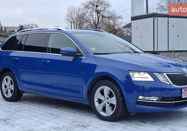Синий Шкода Октавия, объемом двигателя 1.97 л и пробегом 200 тыс. км за 15899 $, фото 2 на Automoto.ua