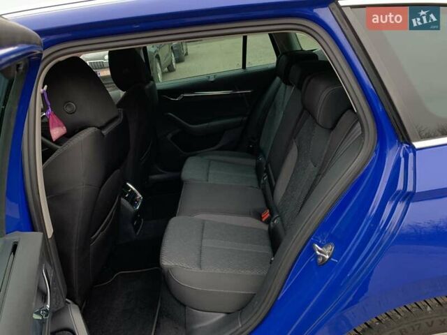 Синий Шкода Октавия, объемом двигателя 2 л и пробегом 244 тыс. км за 17955 $, фото 28 на Automoto.ua