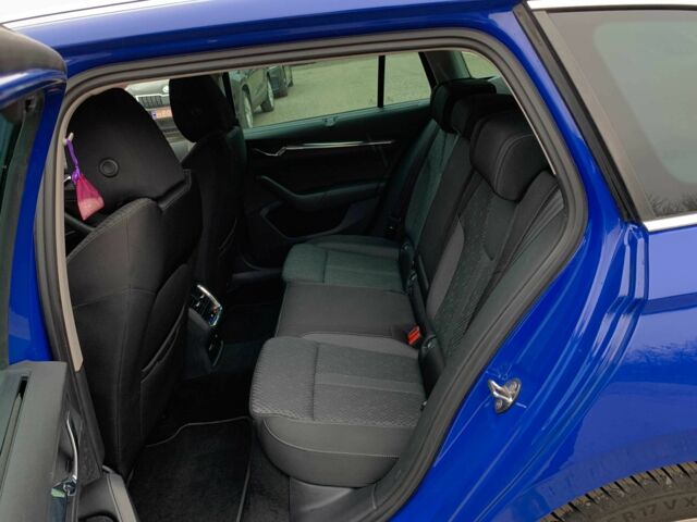 Синий Шкода Октавия, объемом двигателя 0 л и пробегом 244 тыс. км за 17955 $, фото 12 на Automoto.ua