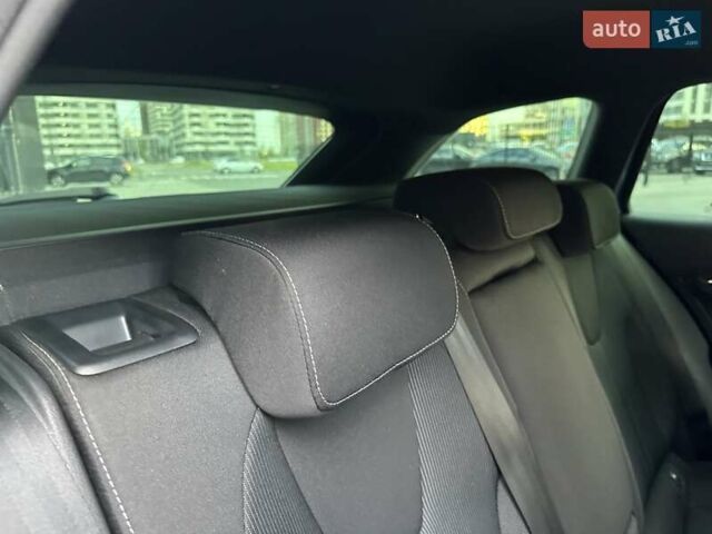 Синий Шкода Октавия, объемом двигателя 2 л и пробегом 223 тыс. км за 18750 $, фото 47 на Automoto.ua