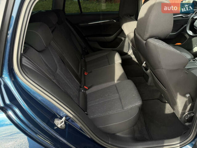 Синий Шкода Октавия, объемом двигателя 1.97 л и пробегом 162 тыс. км за 18900 $, фото 25 на Automoto.ua