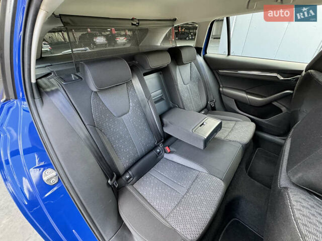 Синий Шкода Октавия, объемом двигателя 2 л и пробегом 228 тыс. км за 19350 $, фото 33 на Automoto.ua