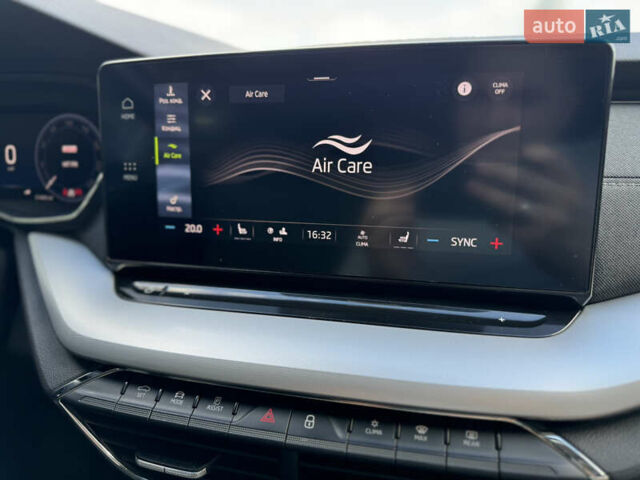 Синий Шкода Октавия, объемом двигателя 2 л и пробегом 228 тыс. км за 19350 $, фото 68 на Automoto.ua