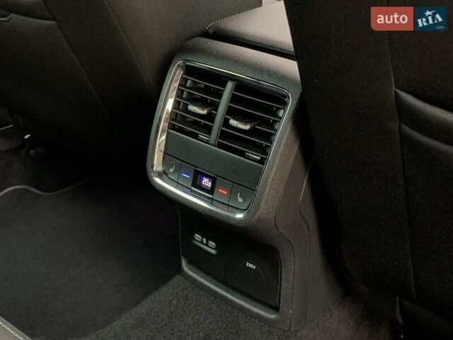 Синий Шкода Октавия, объемом двигателя 2 л и пробегом 244 тыс. км за 17955 $, фото 32 на Automoto.ua