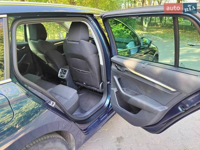 Синий Шкода Октавия, объемом двигателя 1.97 л и пробегом 160 тыс. км за 22800 $, фото 29 на Automoto.ua