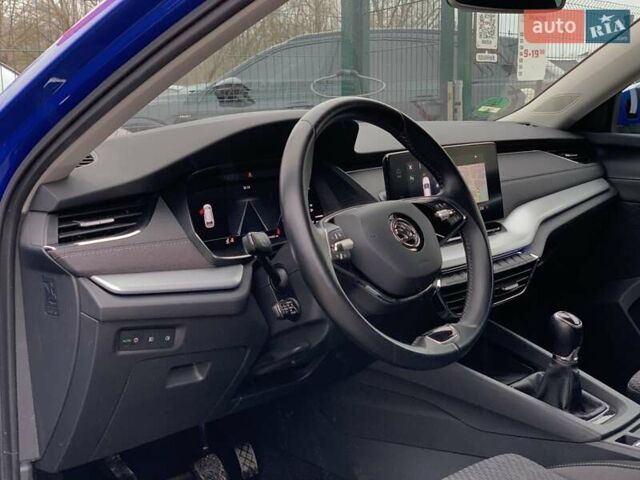 Синий Шкода Октавия, объемом двигателя 2 л и пробегом 244 тыс. км за 17955 $, фото 24 на Automoto.ua