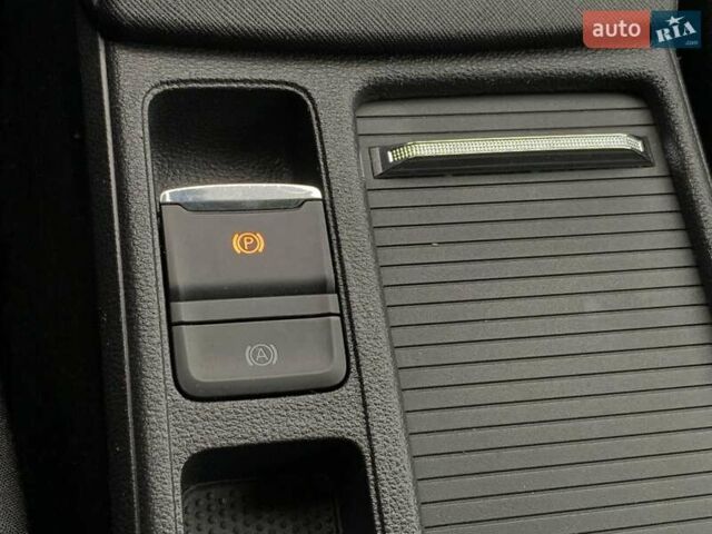 Синий Шкода Октавия, объемом двигателя 2 л и пробегом 244 тыс. км за 17955 $, фото 51 на Automoto.ua