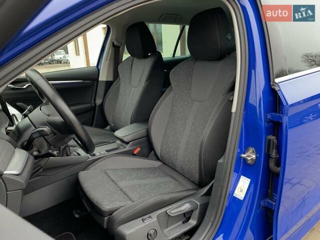 Синий Шкода Октавия, объемом двигателя 2 л и пробегом 244 тыс. км за 17955 $, фото 25 на Automoto.ua