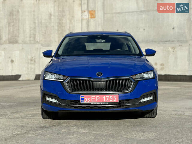 Синий Шкода Октавия, объемом двигателя 2 л и пробегом 228 тыс. км за 19350 $, фото 2 на Automoto.ua