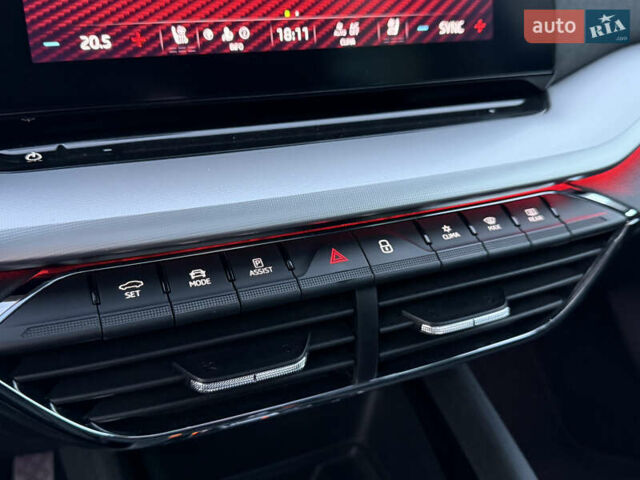 Синій Шкода Октавія, об'ємом двигуна 2 л та пробігом 158 тис. км за 23800 $, фото 60 на Automoto.ua