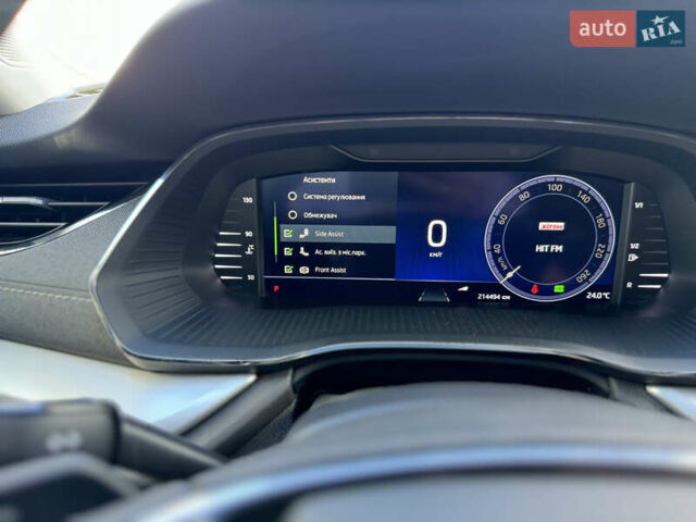 Синий Шкода Октавия, объемом двигателя 2 л и пробегом 228 тыс. км за 19350 $, фото 86 на Automoto.ua