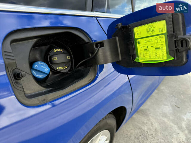 Синий Шкода Октавия, объемом двигателя 2 л и пробегом 228 тыс. км за 19350 $, фото 104 на Automoto.ua