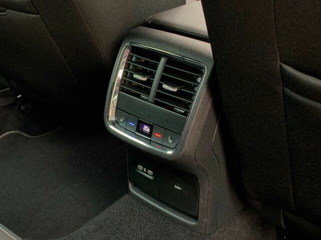 Синий Шкода Октавия, объемом двигателя 0 л и пробегом 244 тыс. км за 17955 $, фото 14 на Automoto.ua