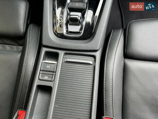 Синий Шкода Октавия, объемом двигателя 2 л и пробегом 170 тыс. км за 23300 $, фото 76 на Automoto.ua