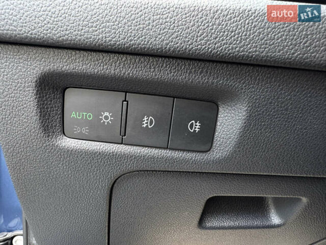 Синий Шкода Октавия, объемом двигателя 2 л и пробегом 170 тыс. км за 23400 $, фото 21 на Automoto.ua