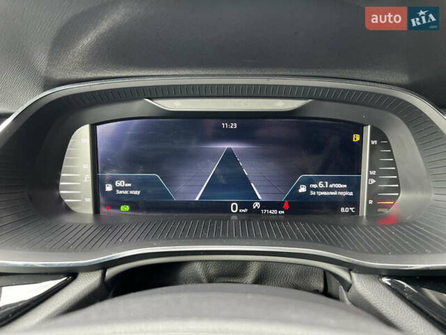 Синий Шкода Октавия, объемом двигателя 2 л и пробегом 170 тыс. км за 23300 $, фото 44 на Automoto.ua