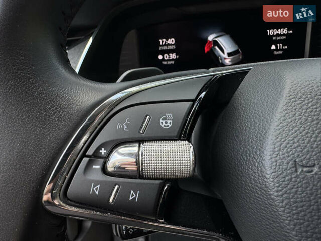 Синий Шкода Октавия, объемом двигателя 2 л и пробегом 170 тыс. км за 23400 $, фото 27 на Automoto.ua