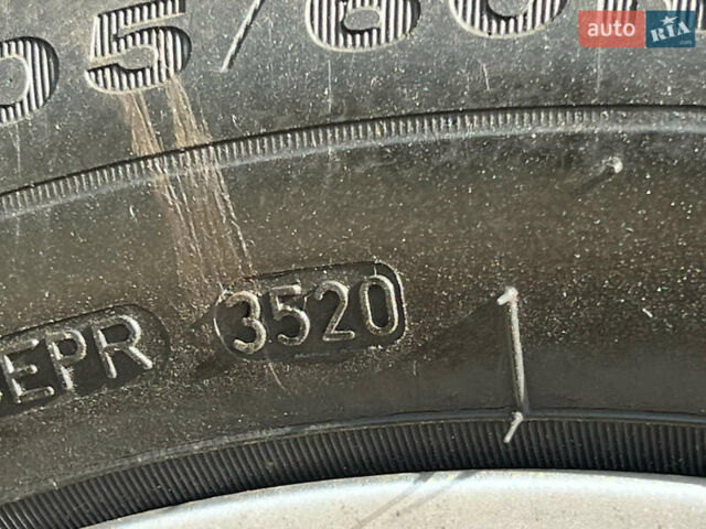 Синій Шкода Октавія, об'ємом двигуна 2 л та пробігом 81 тис. км за 26787 $, фото 25 на Automoto.ua