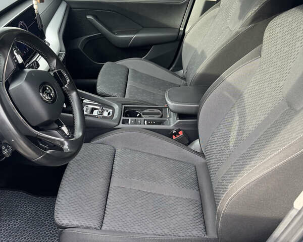 Синий Шкода Октавия, объемом двигателя 1.97 л и пробегом 225 тыс. км за 20000 $, фото 14 на Automoto.ua