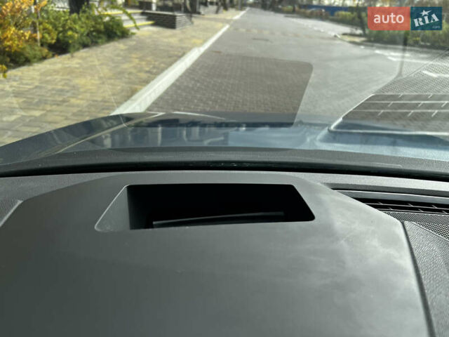 Синий Шкода Октавия, объемом двигателя 2 л и пробегом 170 тыс. км за 23300 $, фото 63 на Automoto.ua