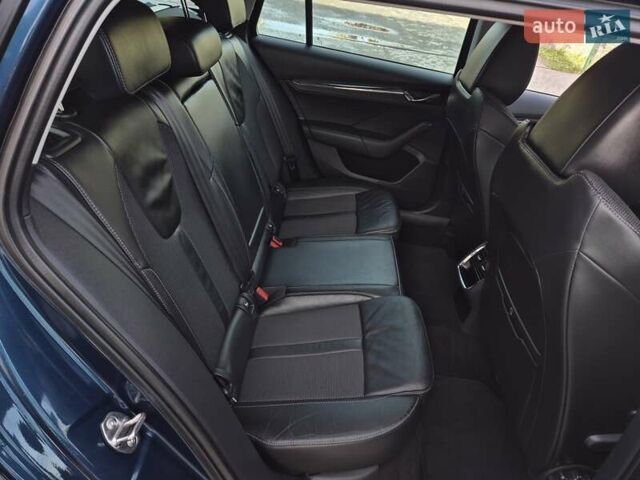 Синій Шкода Октавія, об'ємом двигуна 2 л та пробігом 174 тис. км за 21400 $, фото 30 на Automoto.ua