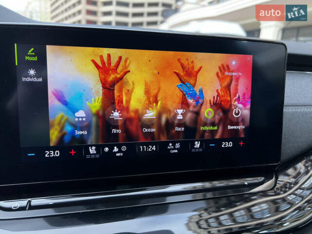 Синий Шкода Октавия, объемом двигателя 2 л и пробегом 170 тыс. км за 23300 $, фото 49 на Automoto.ua