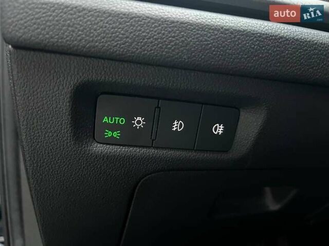 Синій Шкода Октавія, об'ємом двигуна 1.97 л та пробігом 208 тис. км за 19999 $, фото 18 на Automoto.ua