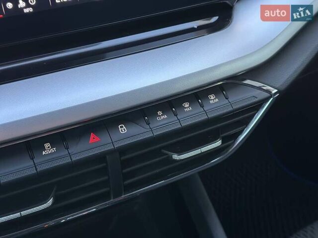 Синий Шкода Октавия, объемом двигателя 2 л и пробегом 55 тыс. км за 24500 $, фото 30 на Automoto.ua