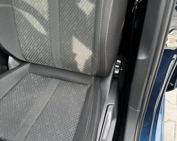 Синий Шкода Октавия, объемом двигателя 1.97 л и пробегом 225 тыс. км за 20000 $, фото 13 на Automoto.ua