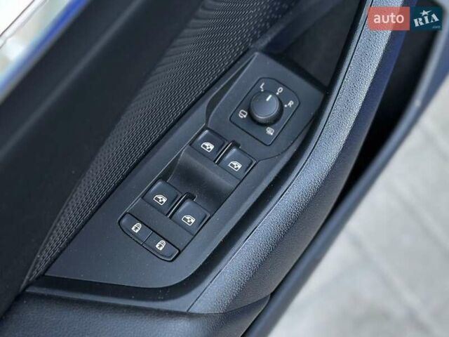 Синий Шкода Октавия, объемом двигателя 2 л и пробегом 55 тыс. км за 24500 $, фото 11 на Automoto.ua