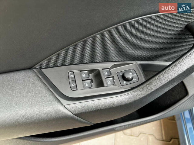 Синий Шкода Октавия, объемом двигателя 2 л и пробегом 170 тыс. км за 23300 $, фото 27 на Automoto.ua