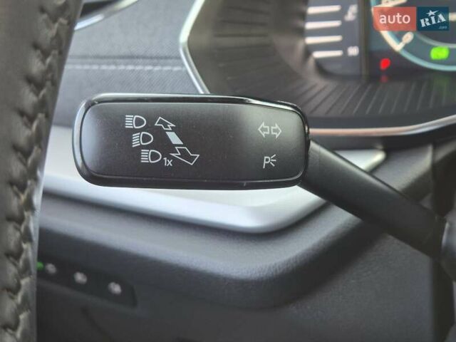 Синій Шкода Октавія, об'ємом двигуна 2 л та пробігом 174 тис. км за 21400 $, фото 44 на Automoto.ua