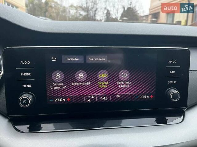 Синій Шкода Октавія, об'ємом двигуна 1.97 л та пробігом 208 тис. км за 19999 $, фото 24 на Automoto.ua