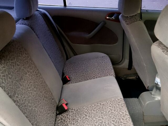 Синий Шкода Октавия, объемом двигателя 1.8 л и пробегом 190 тыс. км за 4800 $, фото 5 на Automoto.ua