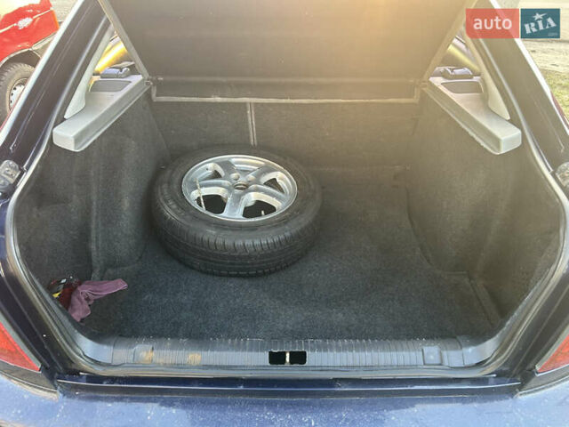 Синий Шкода Октавия, объемом двигателя 1.8 л и пробегом 280 тыс. км за 3500 $, фото 9 на Automoto.ua