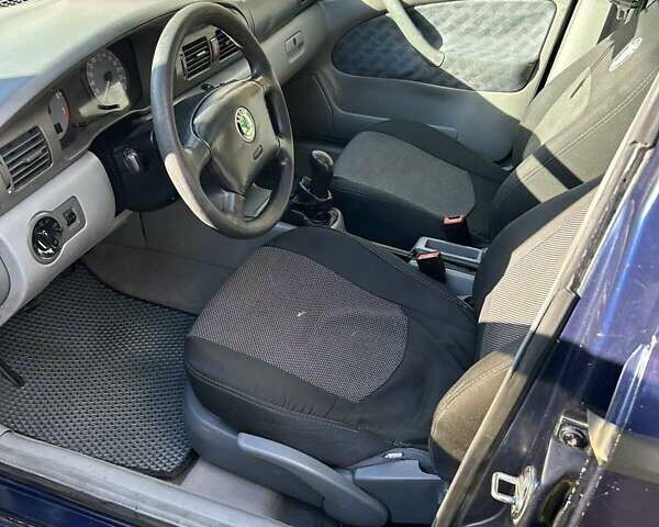 Шкода Октавия 1997 в Мукачеве на Automoto.ua Синий Шкода Октавия, объемом двигателя 1.8 л и пробегом 250 тыс. км за 2350 $, фото 4 на Automoto.ua