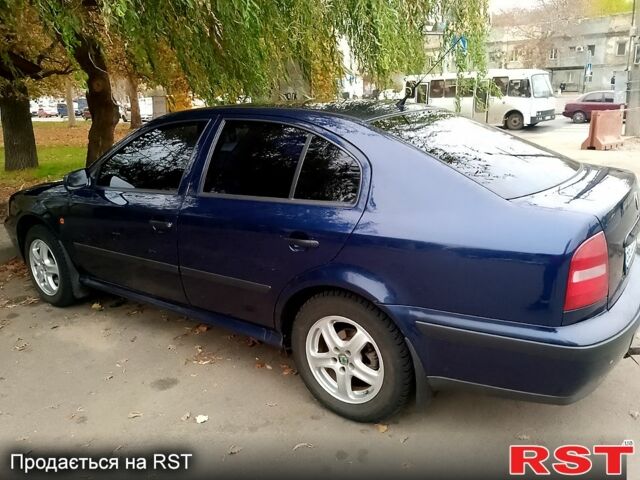 Синий Шкода Октавия, объемом двигателя 1.8 л и пробегом 190 тыс. км за 4800 $, фото 1 на Automoto.ua