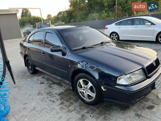 Синий Шкода Октавия, объемом двигателя 1.8 л и пробегом 342 тыс. км за 3200 $, фото 9 на Automoto.ua