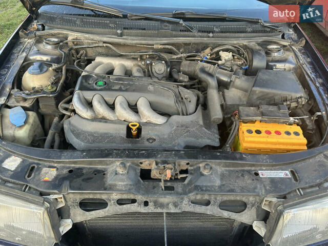 Синий Шкода Октавия, объемом двигателя 1.8 л и пробегом 280 тыс. км за 3500 $, фото 10 на Automoto.ua